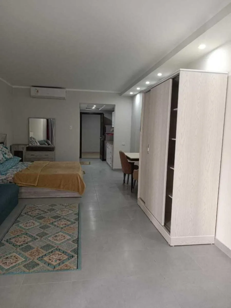 Image 4 of Seaview Hotel Apartment steps from downtown, Free WIFI