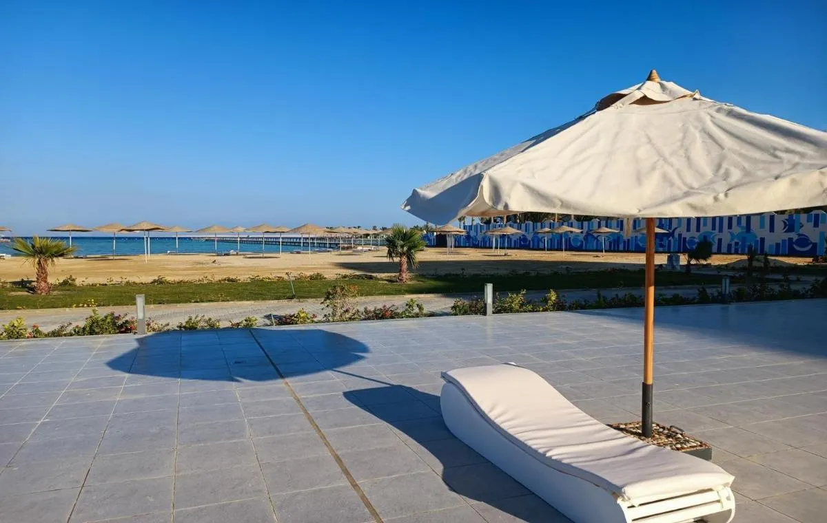 Image 6 of Seaview Hotel Apartment steps from downtown, Free WIFI