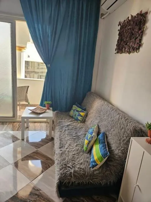 Image 3 of Sheraton Plaza house near the beaches and near New Marina studio 428