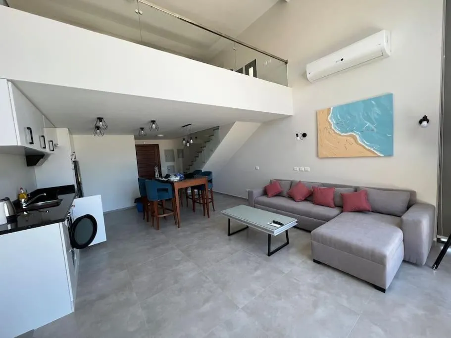 Image 4 of Somabay Seaview 1BR Loft 2 Mins to Beach & Pool