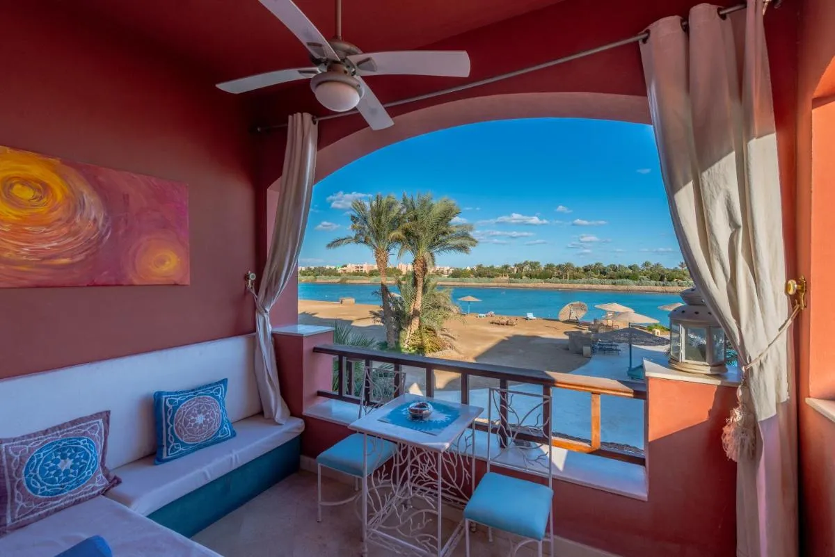 Image 1 of Special style apartment with pool at lagoon