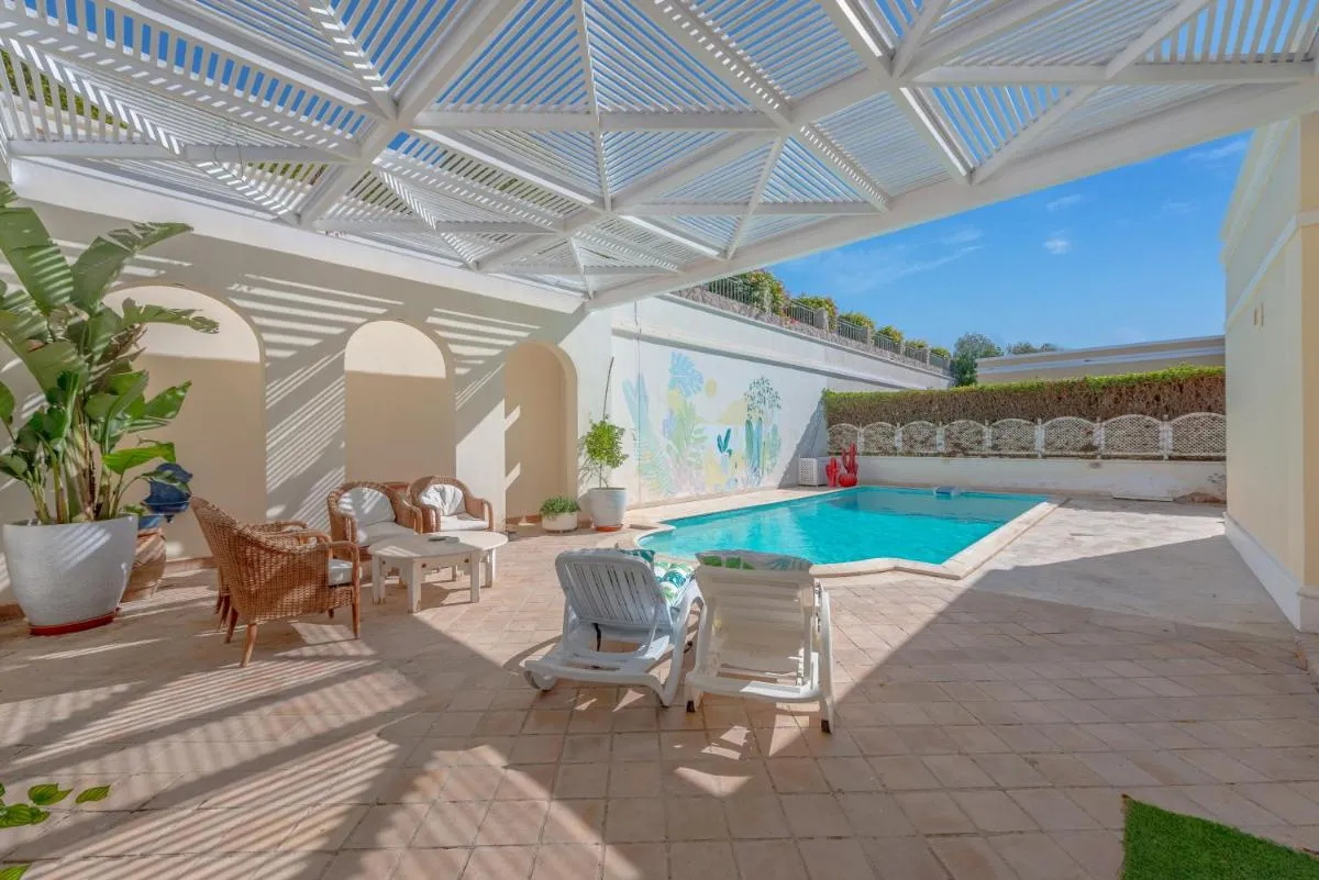 Image 3 of Unique Villa with pool and large terrace