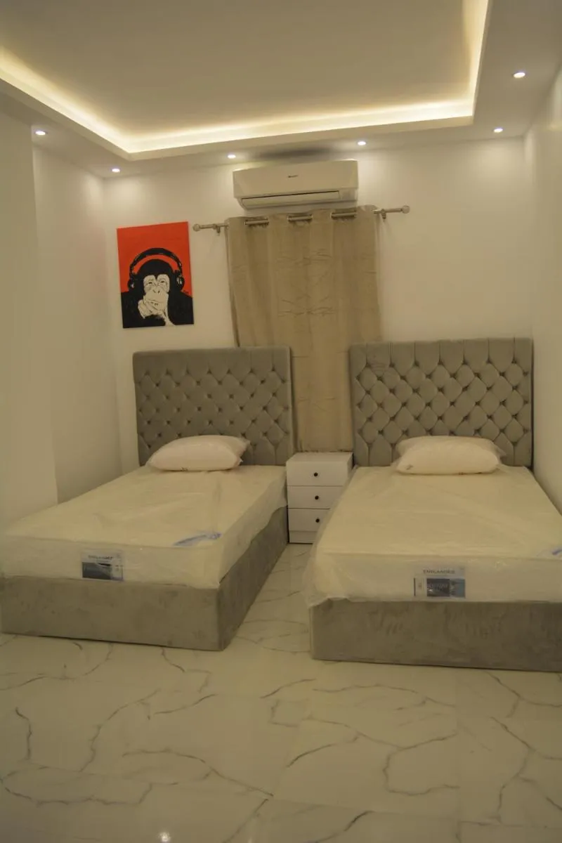 Image 1 of Villa Maradona 006