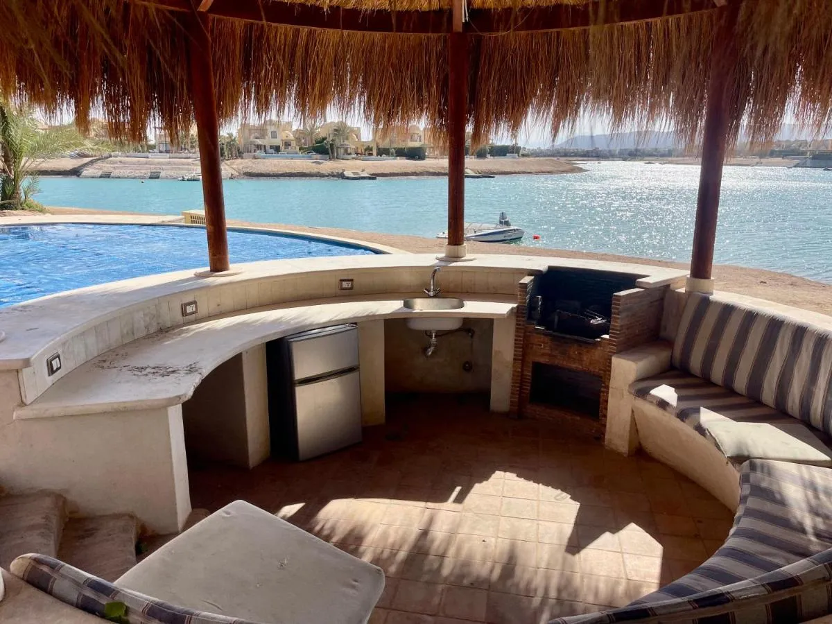 Image 6 of Y 140 wast golf heated private pool