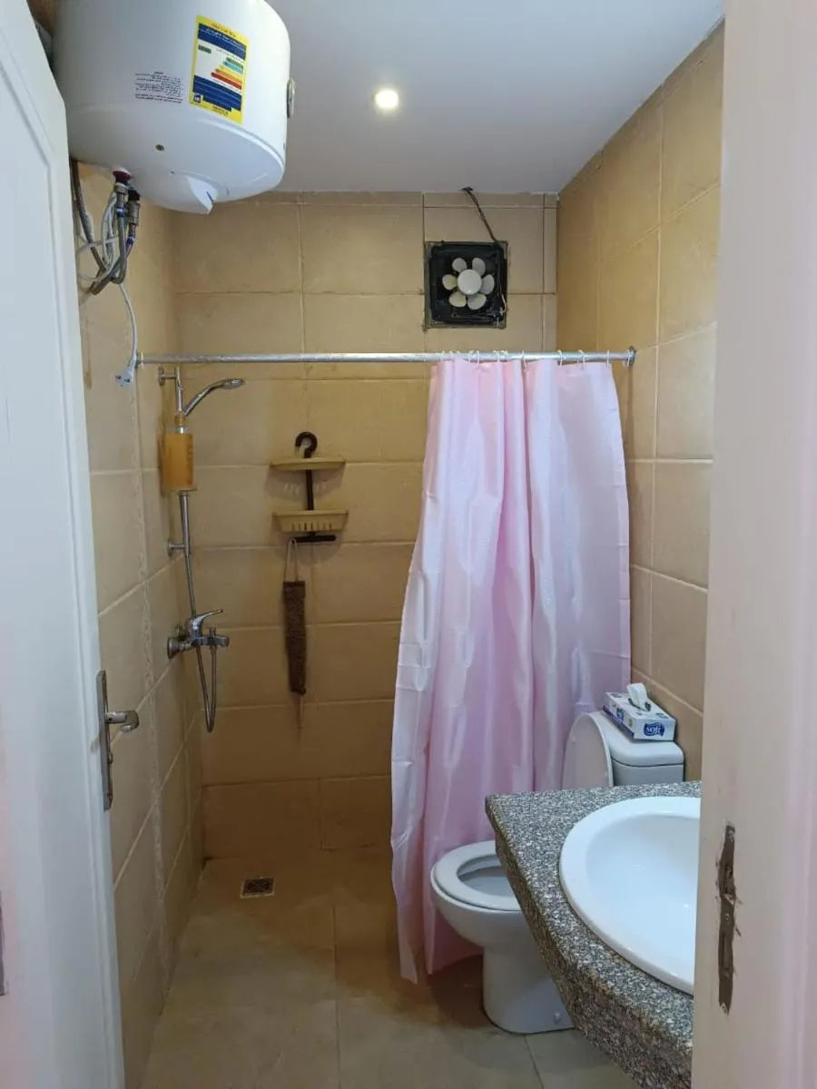 Image 4 of ZU214 at Selena bay