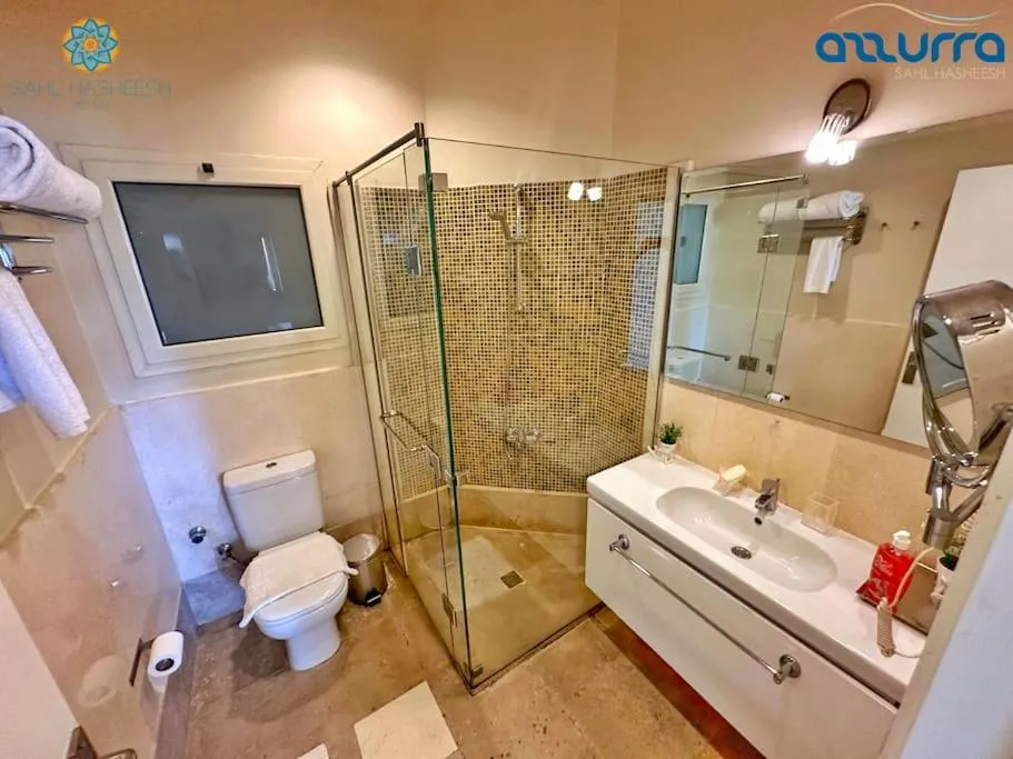 Image 1 of one bedroom chalet,with sea view terrace