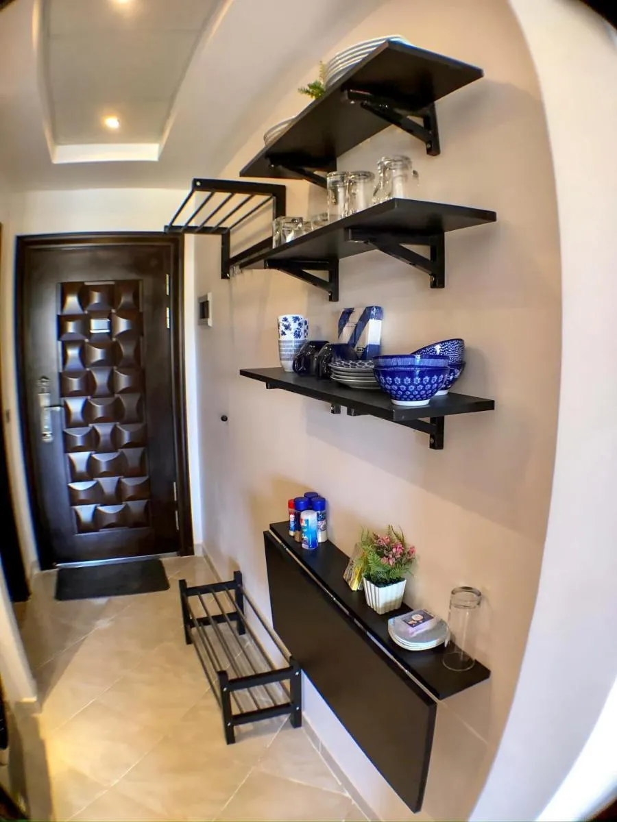 Image 5 of luxury Beachfront Studio- Foreign Nationals Only