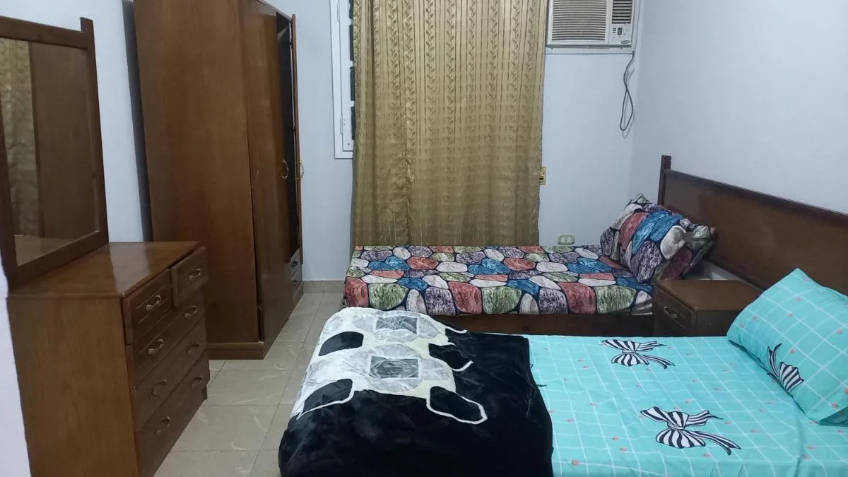 Image 2 of new ikea flat 1