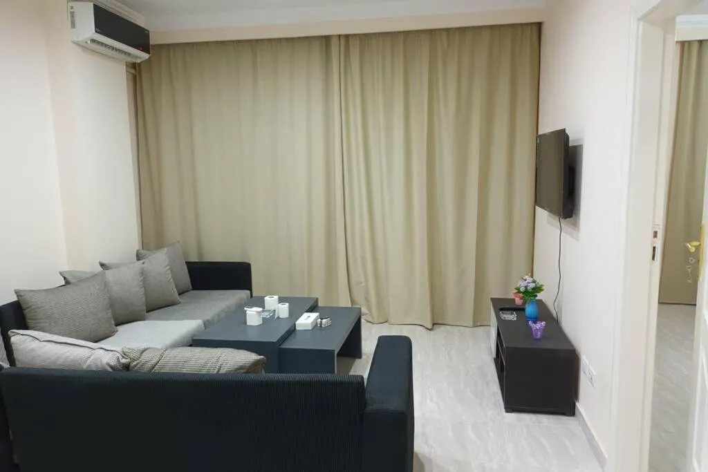 Image 5 of sheraton blaza 101