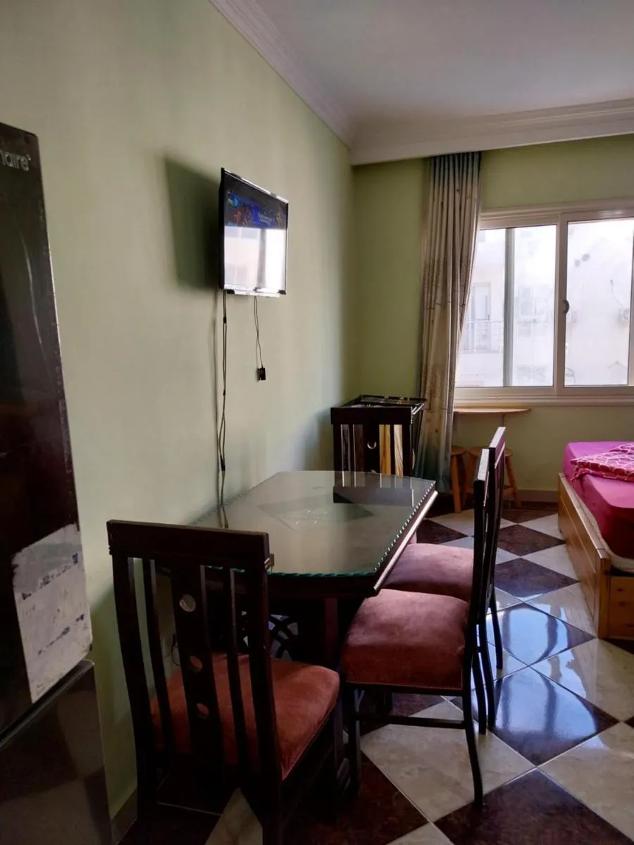 Image 5 of شقة 327صغيرة جميلة هادئة وسط المدينة