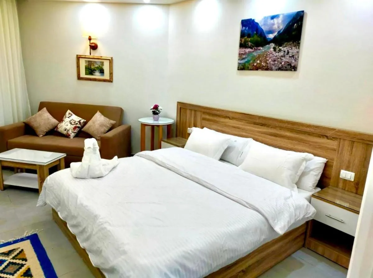 Image 1 of شقة احلامك علي البحر