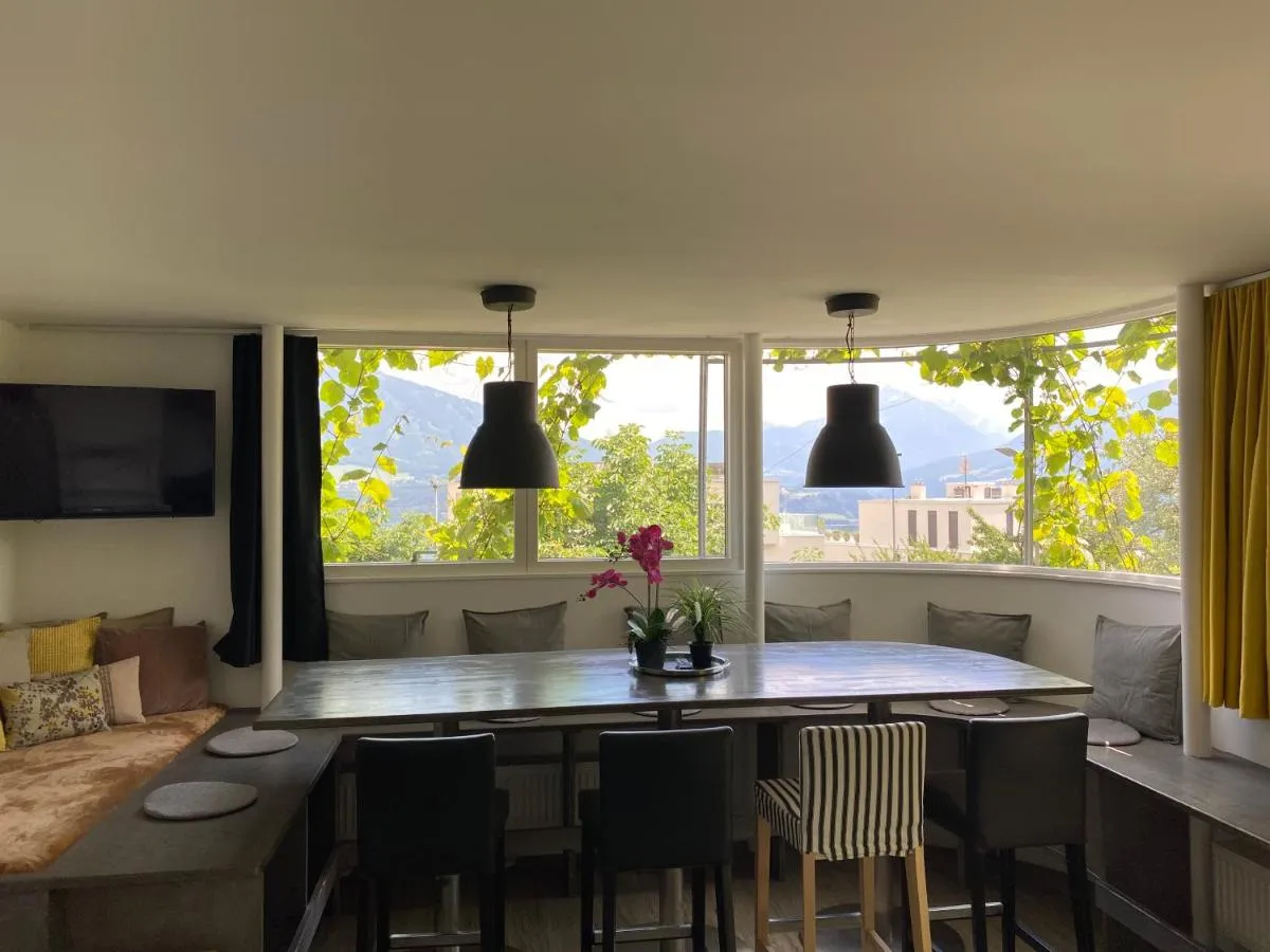 Image 3 of Holidayhome OMYXL