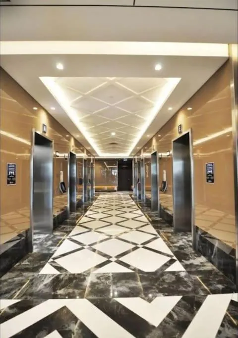 Image 5 of Enjoy luxury 46 floor apt gym spa