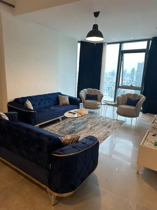 Image 3 of Enjoy luxury 46 floor apt gym spa