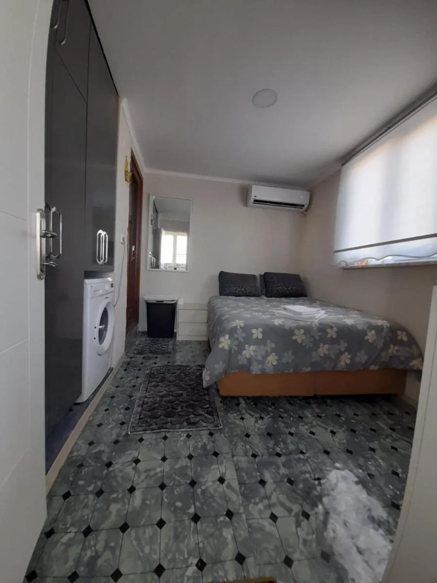 Image 4 of ISTANBLUE