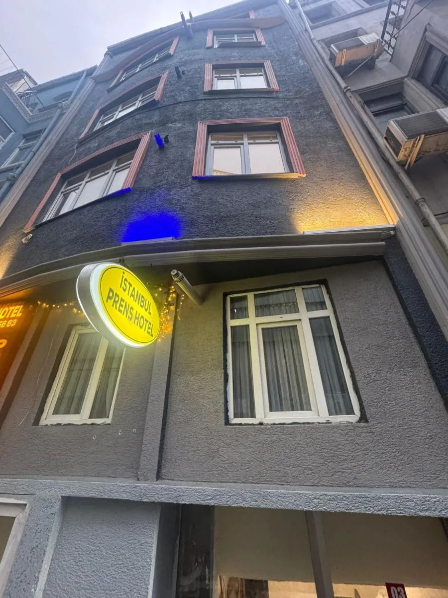 Image 3 of İstanbul PRENS HOTEL
