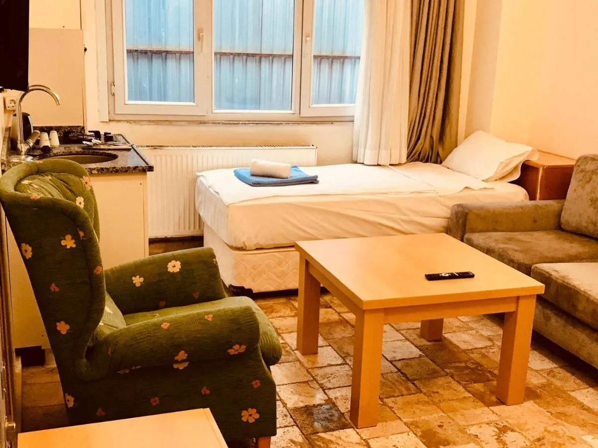 Image 2 of İstanbul PRENS HOTEL