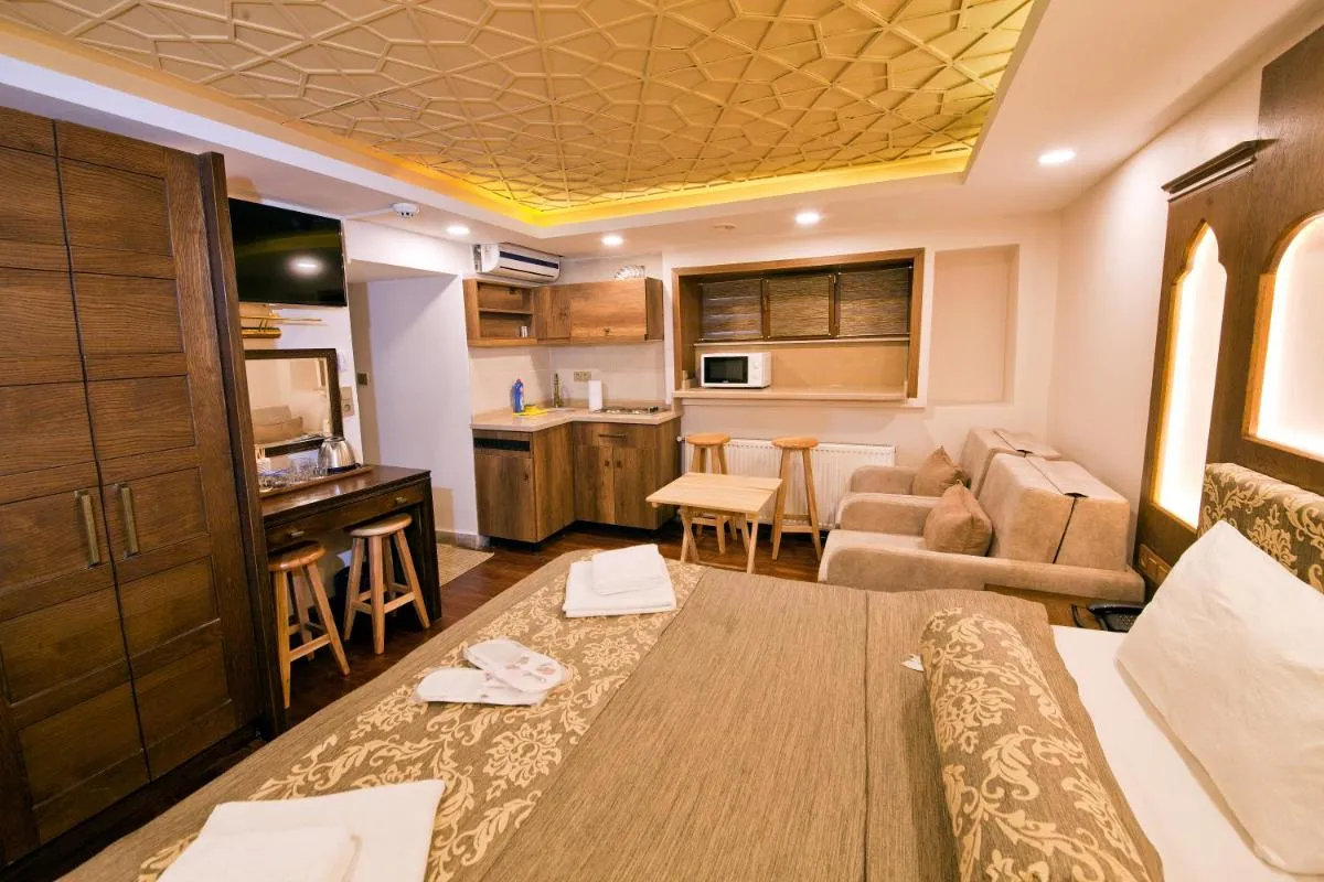 Image 1 of Kumluk Konak Hotel