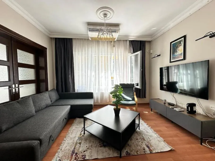 Image of New Comfy Flat, 4BR, 4ACs, Taksim