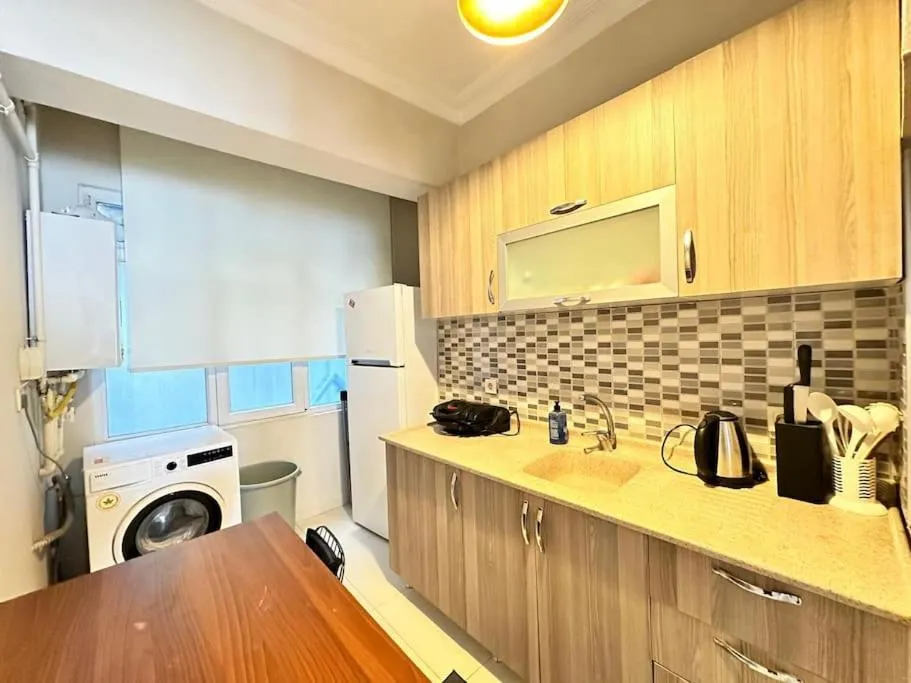 Image 3 of New Comfy Flat, 4BR, 4ACs, Taksim