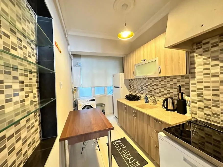 Image 4 of New Comfy Flat, 4BR, 4ACs, Taksim