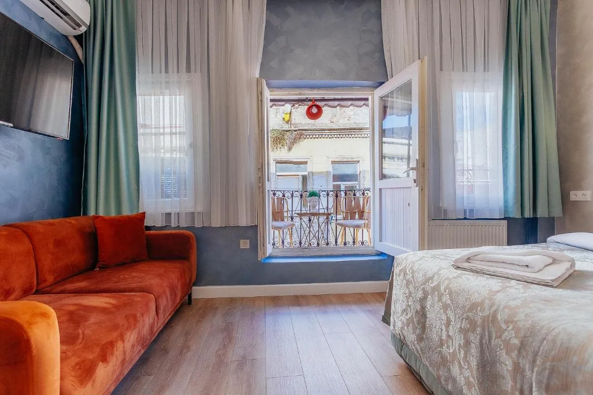 Image 2 of Taksim Bi Center Suites