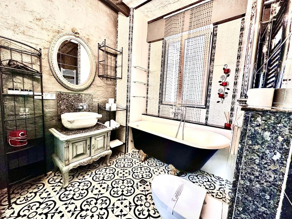 Image 2 of Taksim Pera Gold Stay Suit Hotel