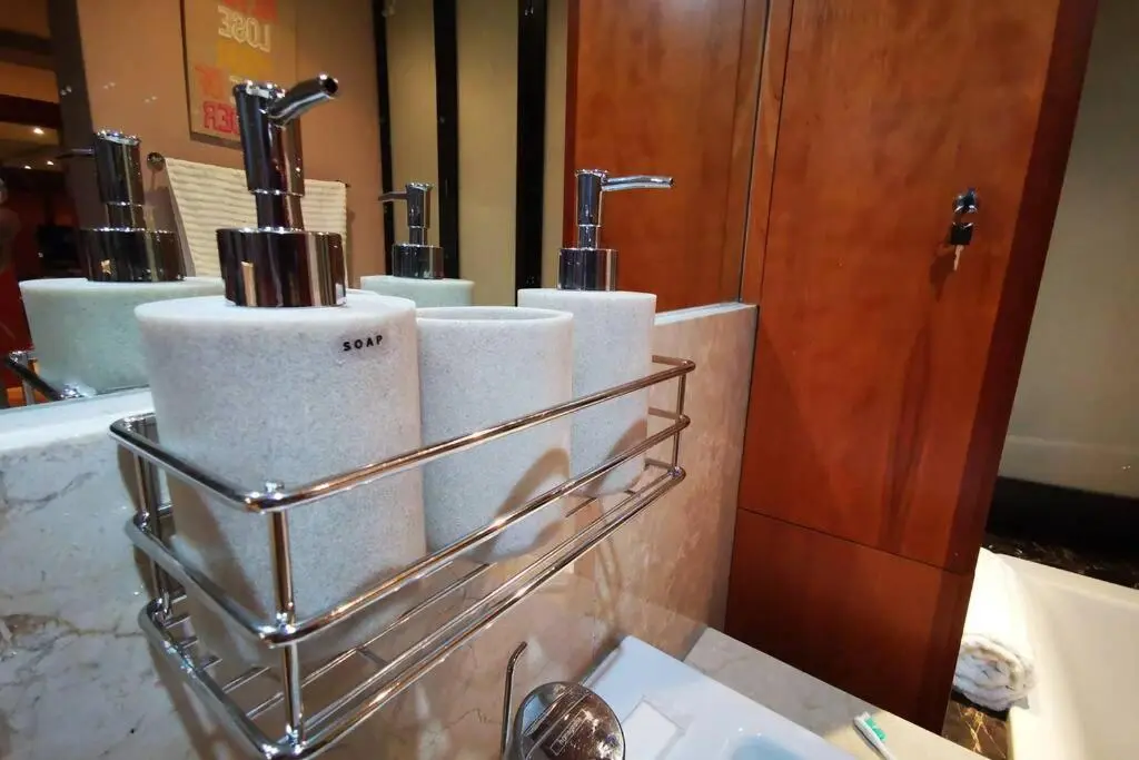 Image 2 of 1507-Amazing views & Unique Joburg CBD Luxury