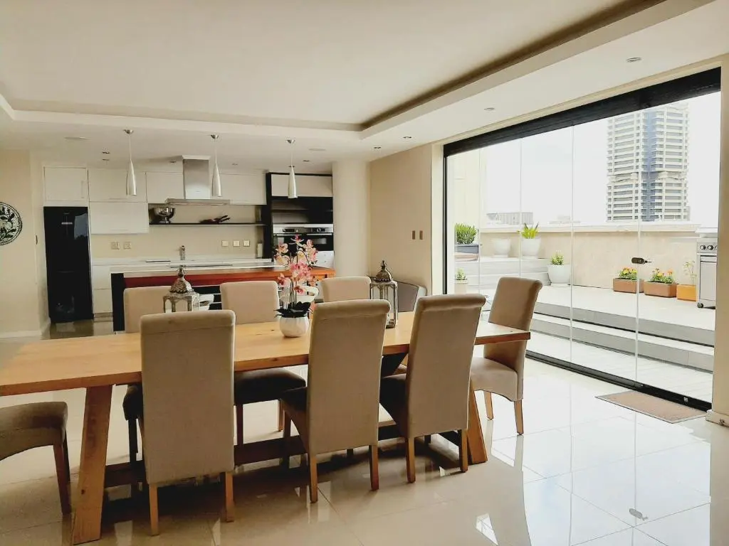 Image of 1804 Franklin 3-Bed Penthouse with Rooftop Jacuzzi