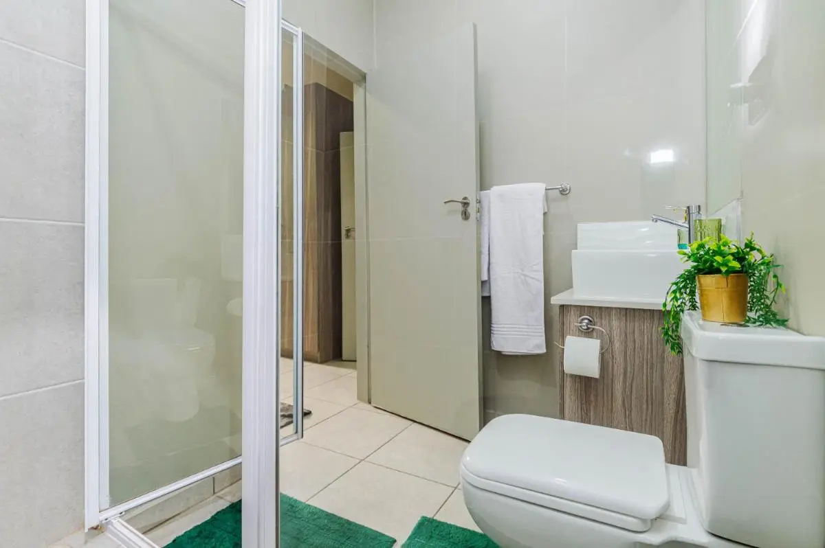 Image 2 of 1 Bed Serene at The Bolton, Rosebank, Johannesburg