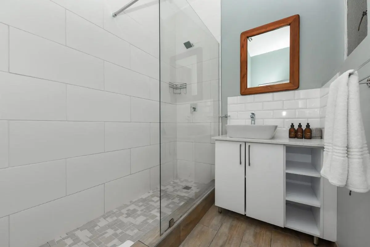 Image 2 of 23 Grenville Gardens