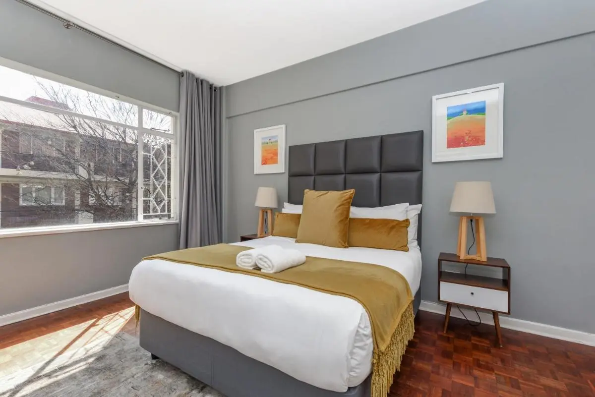 Image 6 of 23 Grenville Gardens