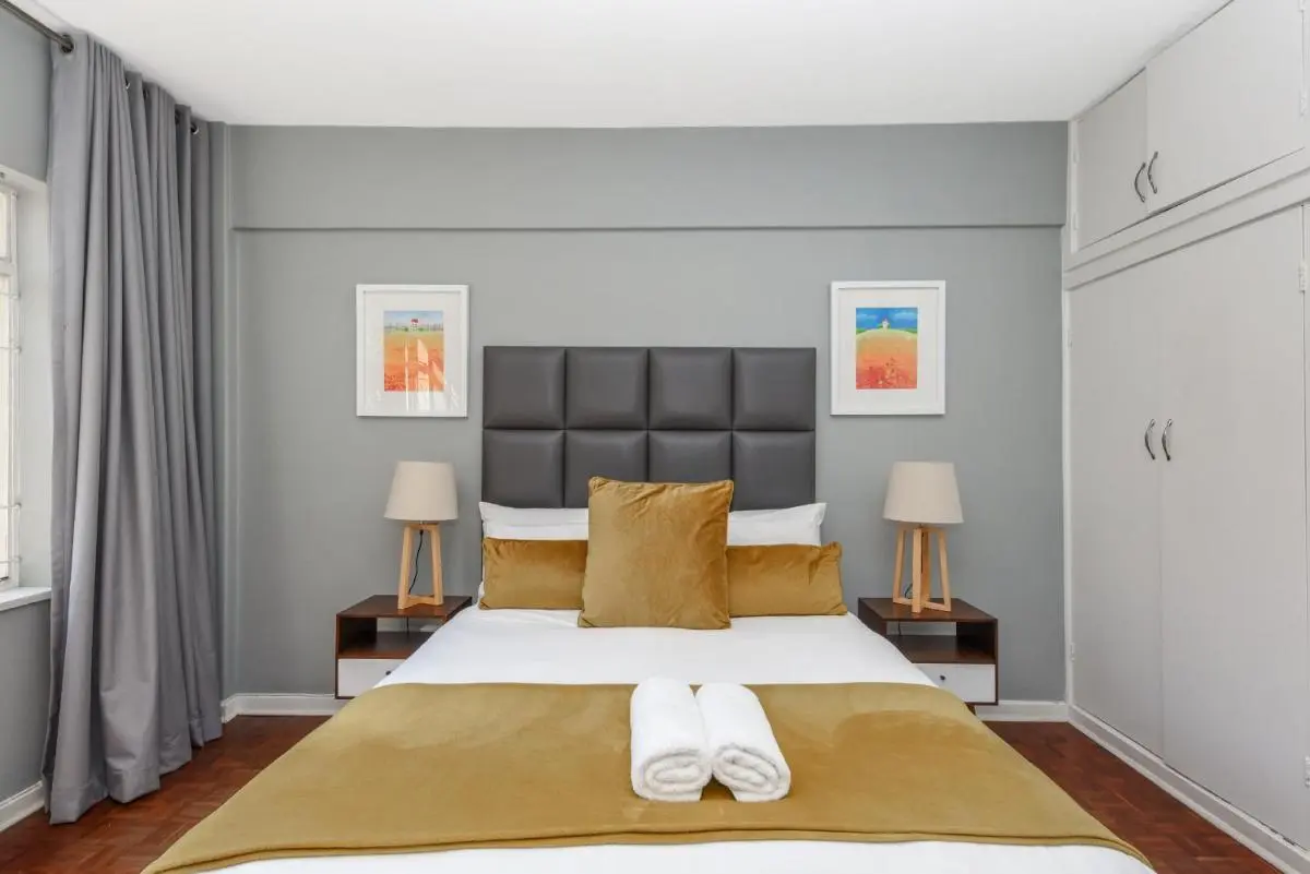 Image 1 of 23 Grenville Gardens