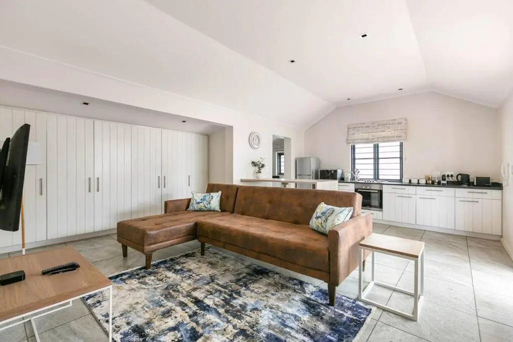 Image of 31 on Gambia B – Lovely Apartment with secure parking