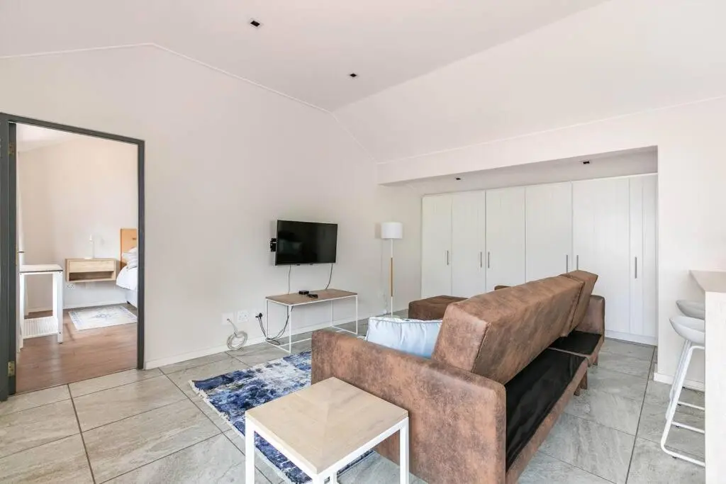 Image 4 of 31 on Gambia B – Lovely Apartment with secure parking