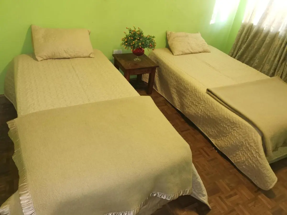 Image 6 of 3-Bedroom Oasis with Pool