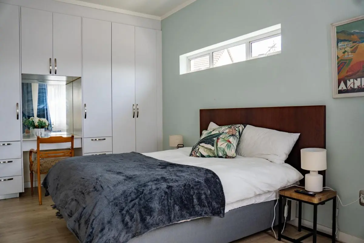 Image 6 of 3 on Tessa Guesthouse