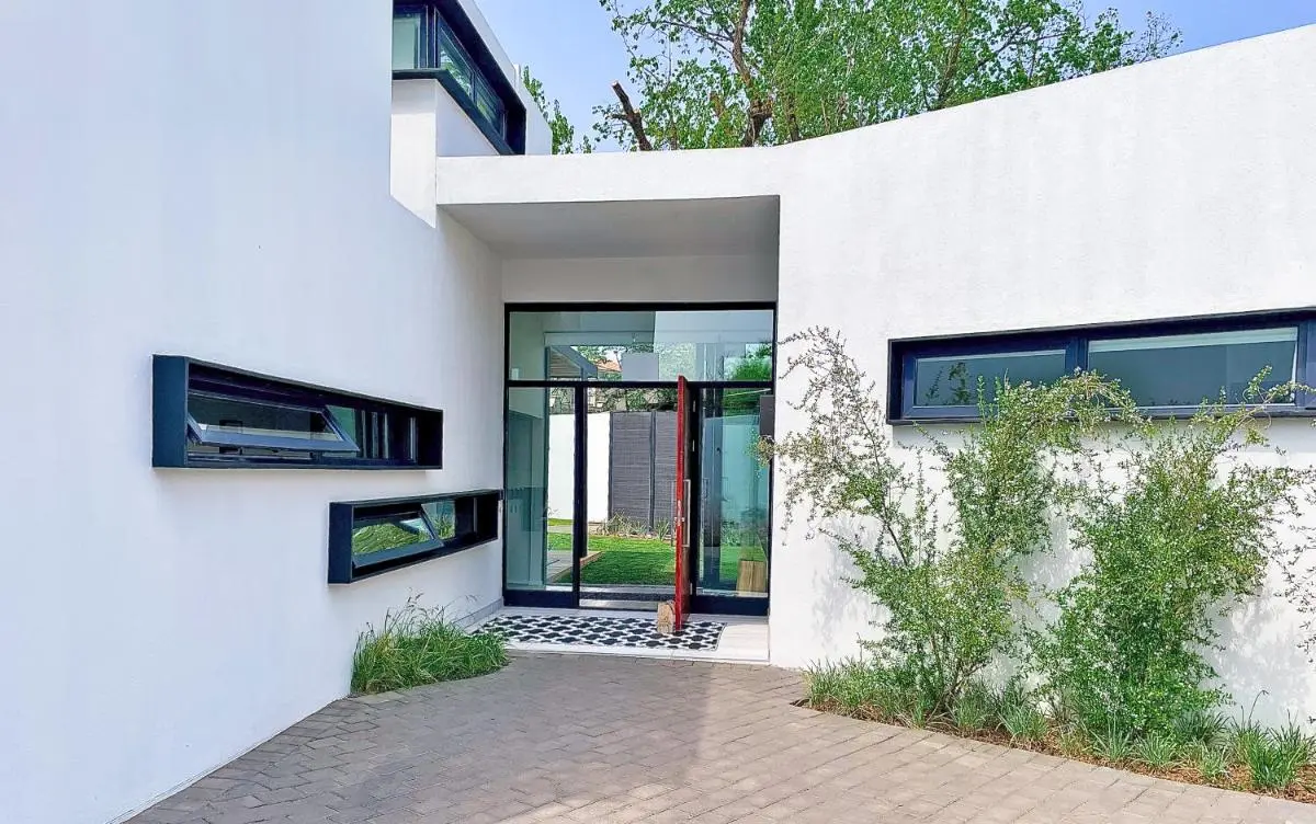 Image 6 of 4 Lulworth