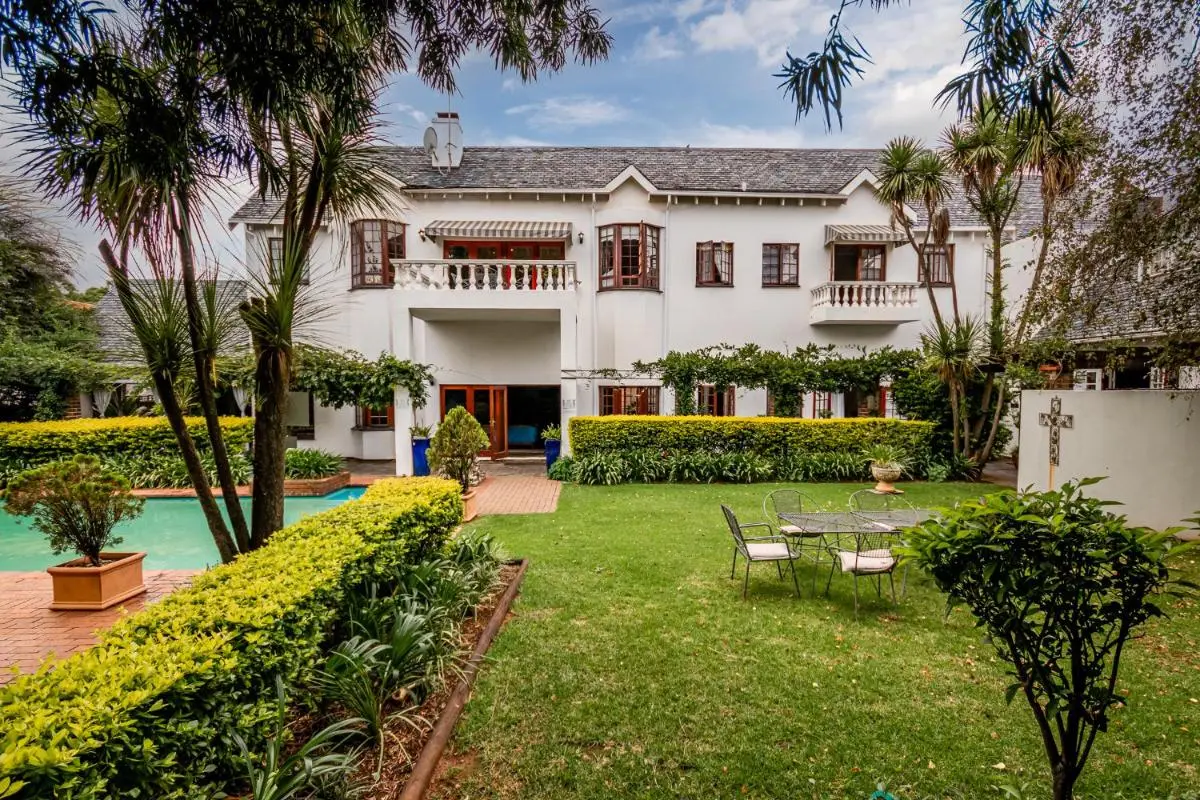 Image 6 of 5th Avenue Gooseberry Guest House