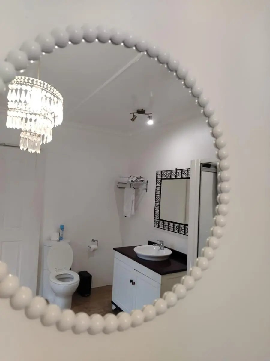 Image 3 of 84 on Fourth Guest House