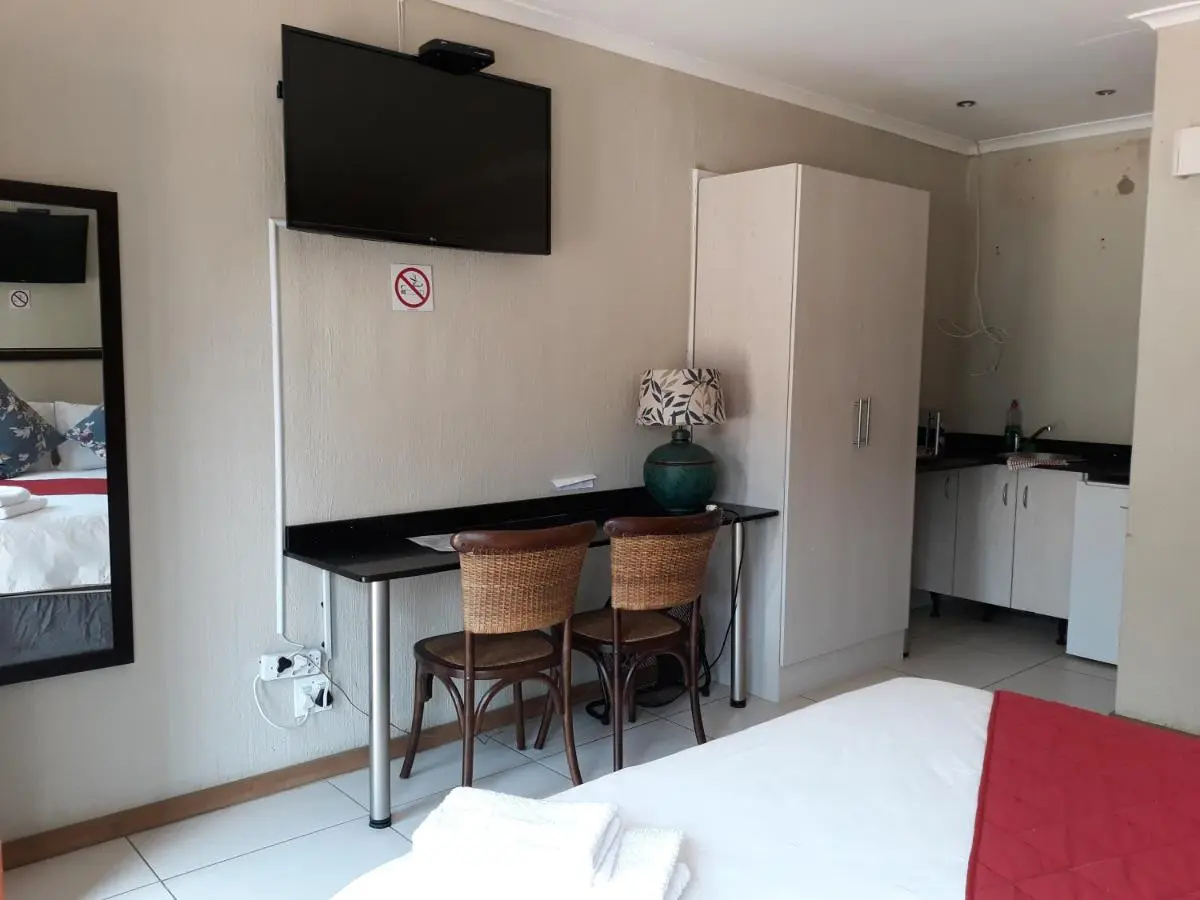 Image 4 of 8 Ibis Lane Guest House