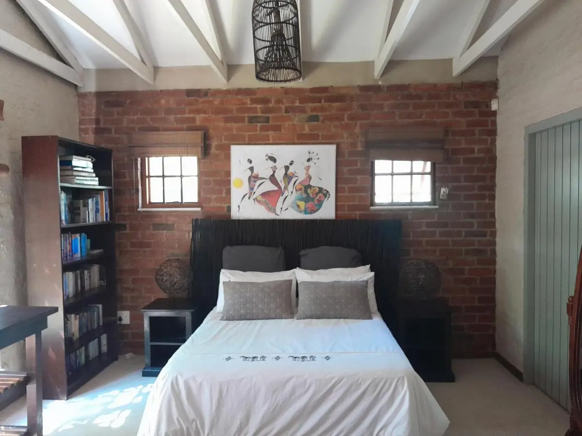 Image 1 of 8 at Norman Crescent