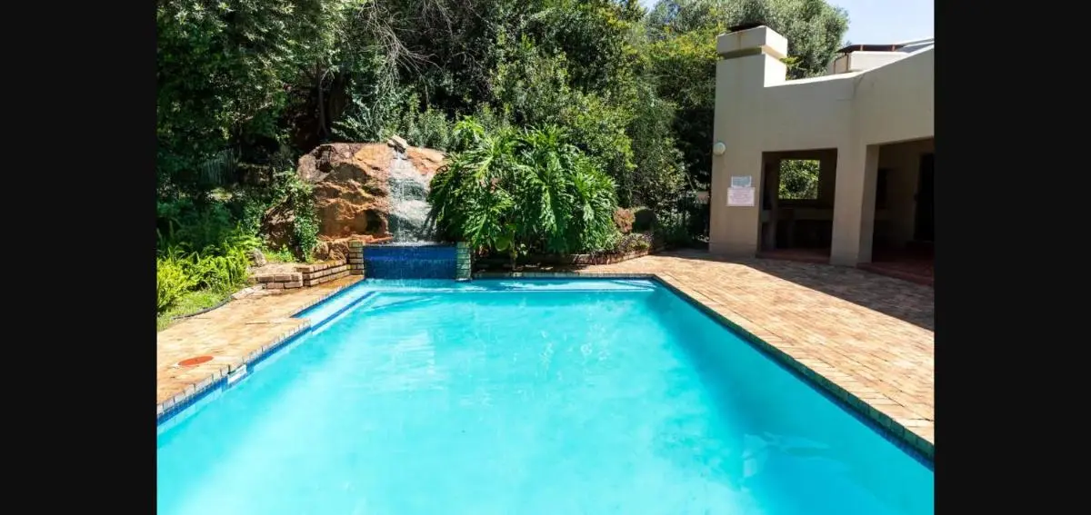 Image 2 of A homely and secure 2 bedroom with uncapped Wifi