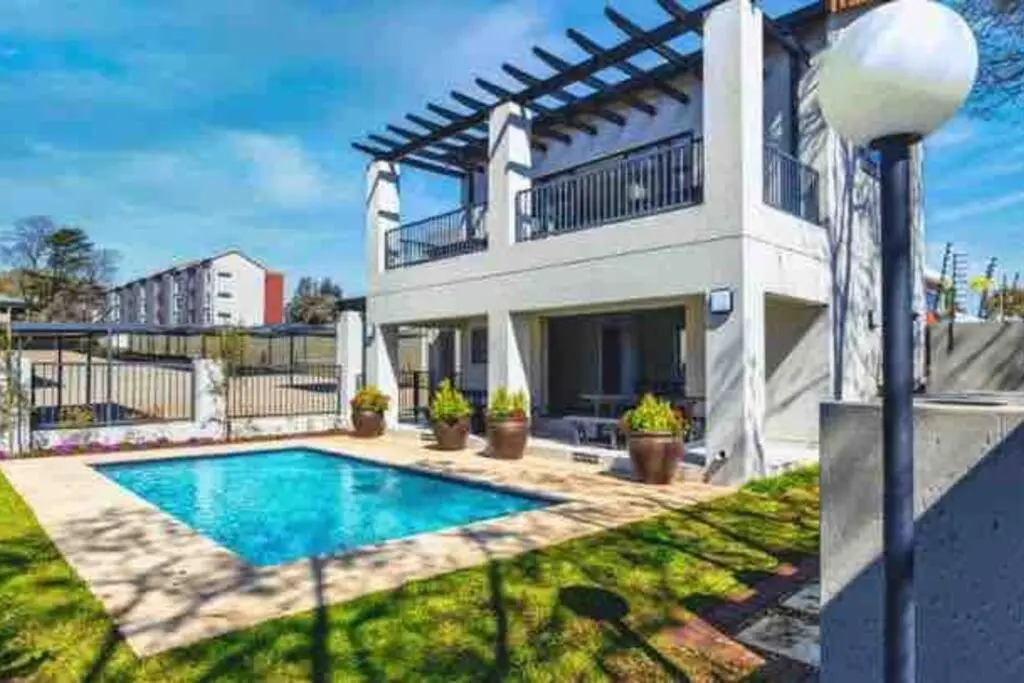 Image 3 of A slice of heaven – Bryanston