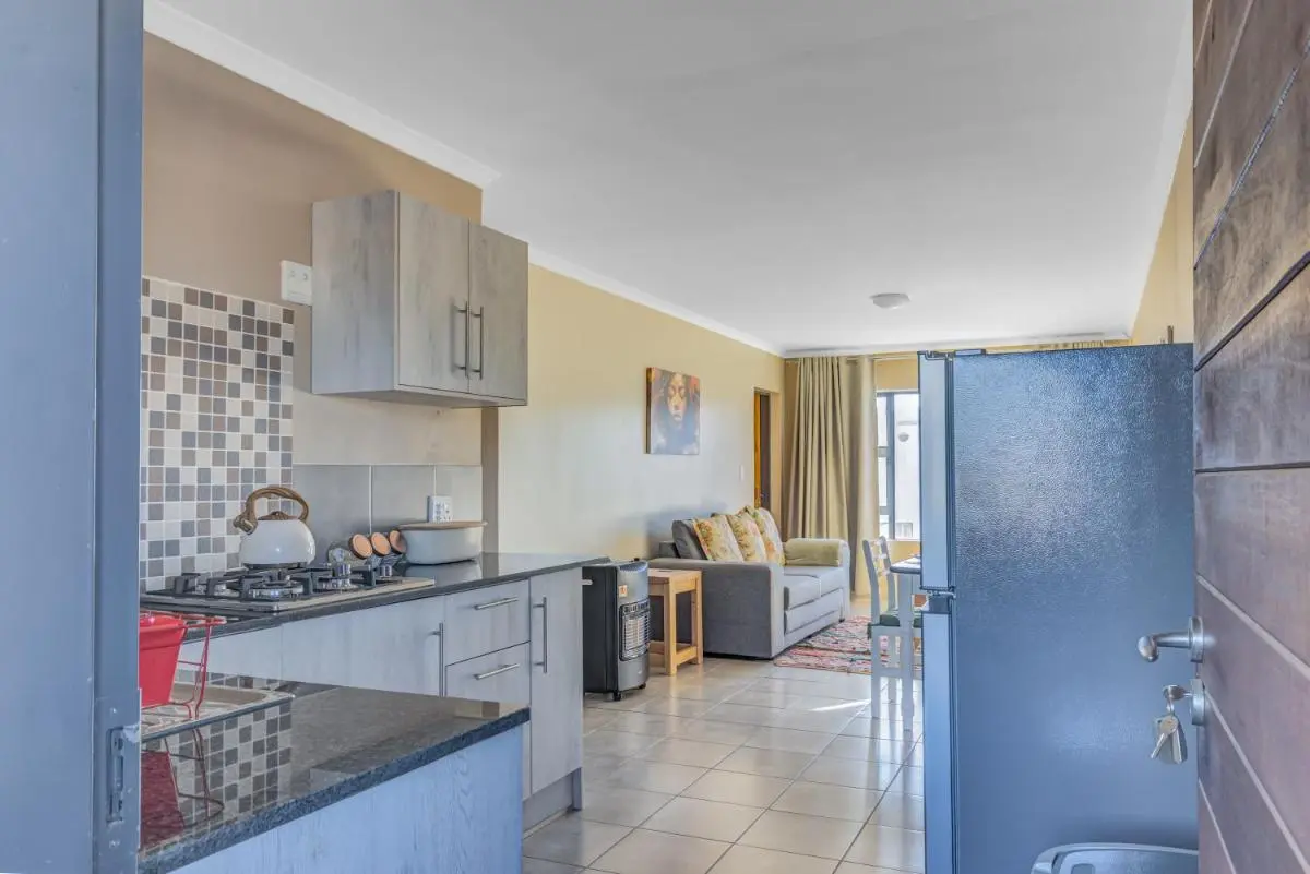 Image 4 of Airville Luxury Apartments, 7min Drive to Cresta Mall