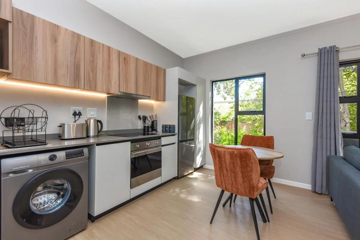 Image 3 of Akaru Apartments