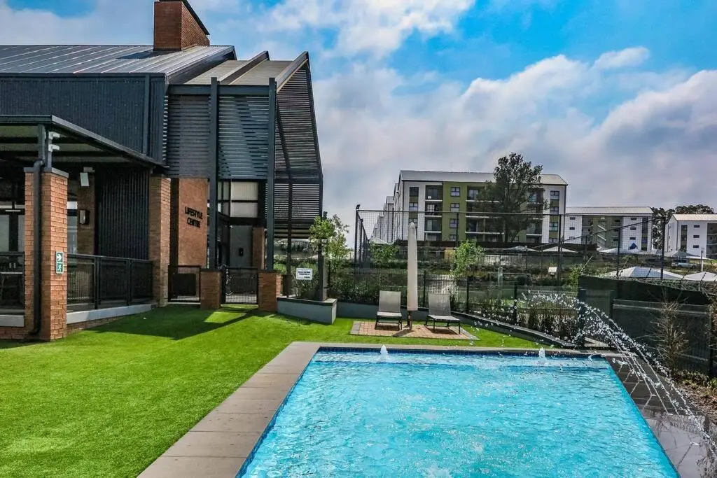 Image 3 of Alimama Spaces: The Green Park Haven 1