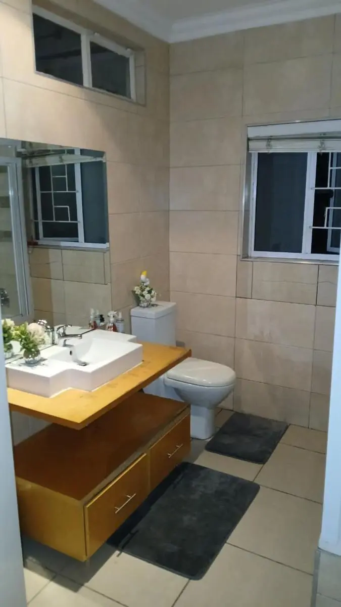 Image 3 of Amberhoodhaven cottage