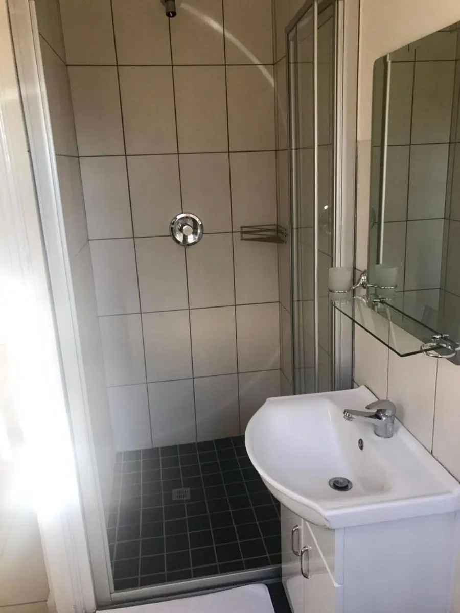 Image 3 of Anka Lodge