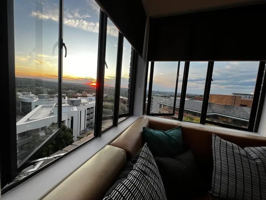 Image 5 of Apartment 4023-stunning views in Sandton